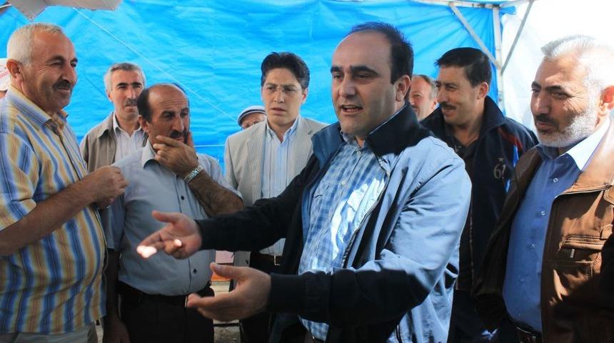 Milletvekili &Ouml;zbek, Kırkpınar K&ouml;y&uuml;nden Su Istedi