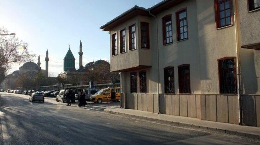 Karatay Belediyesi&rsquo;nin İkram Evi Ve Teşhir Merkezi İlgi G&ouml;r&uuml;yor