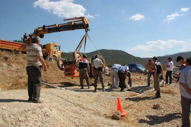 Korkuteli&rsquo;nde trakt&ouml;r&uuml;n altında kalan bir kişi &ouml;ld&uuml; 2