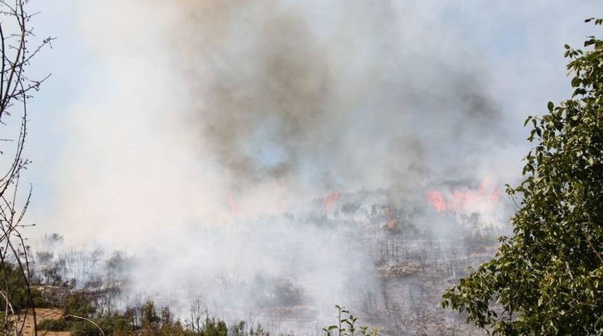 Korkuteli&rsquo;nde Makilik Alanda Yangın &Ccedil;ıktı