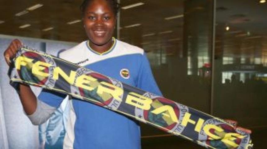Fenerbah&ccedil;e'nin Yeni Transferi Isabelle Yacoubou, İstanbul'da