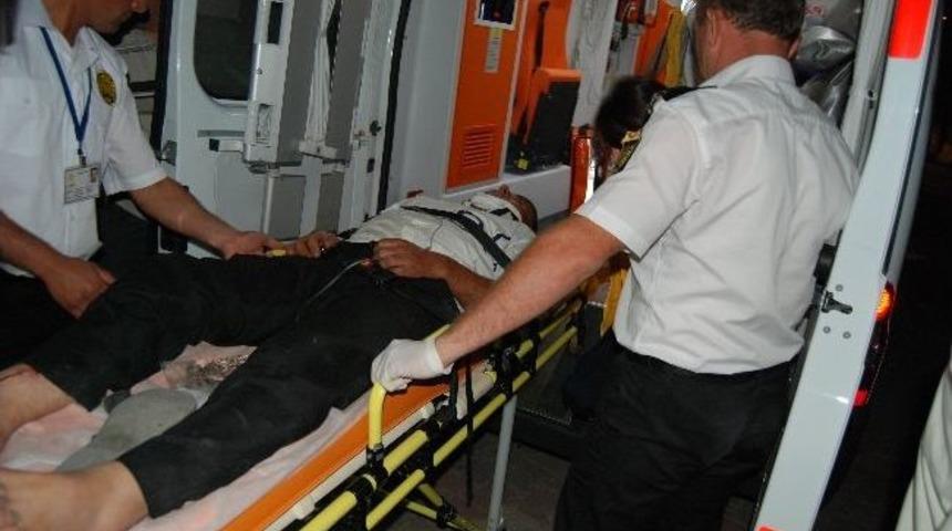 Bayrami&ccedil;&rsquo;te Kaza: 2 Yaralı