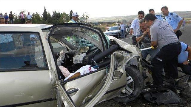 Deniz Dönüşü Trafik Kazası: 3 Yaralı