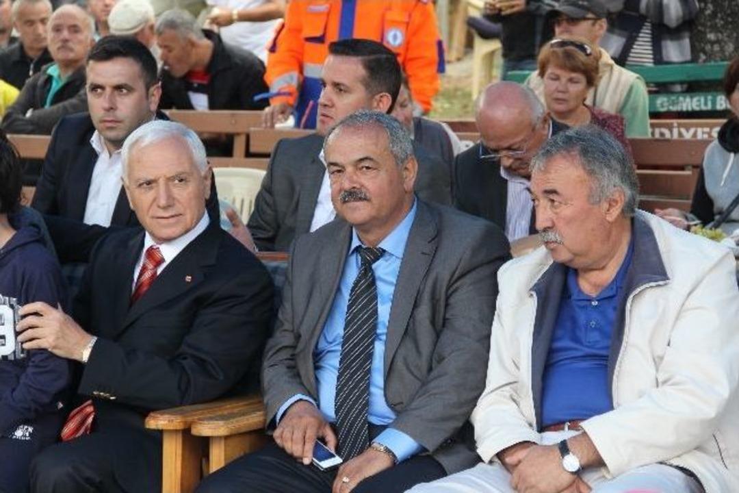 Acı Bal Festivalinde, Haberal'a Yoğun İlgi