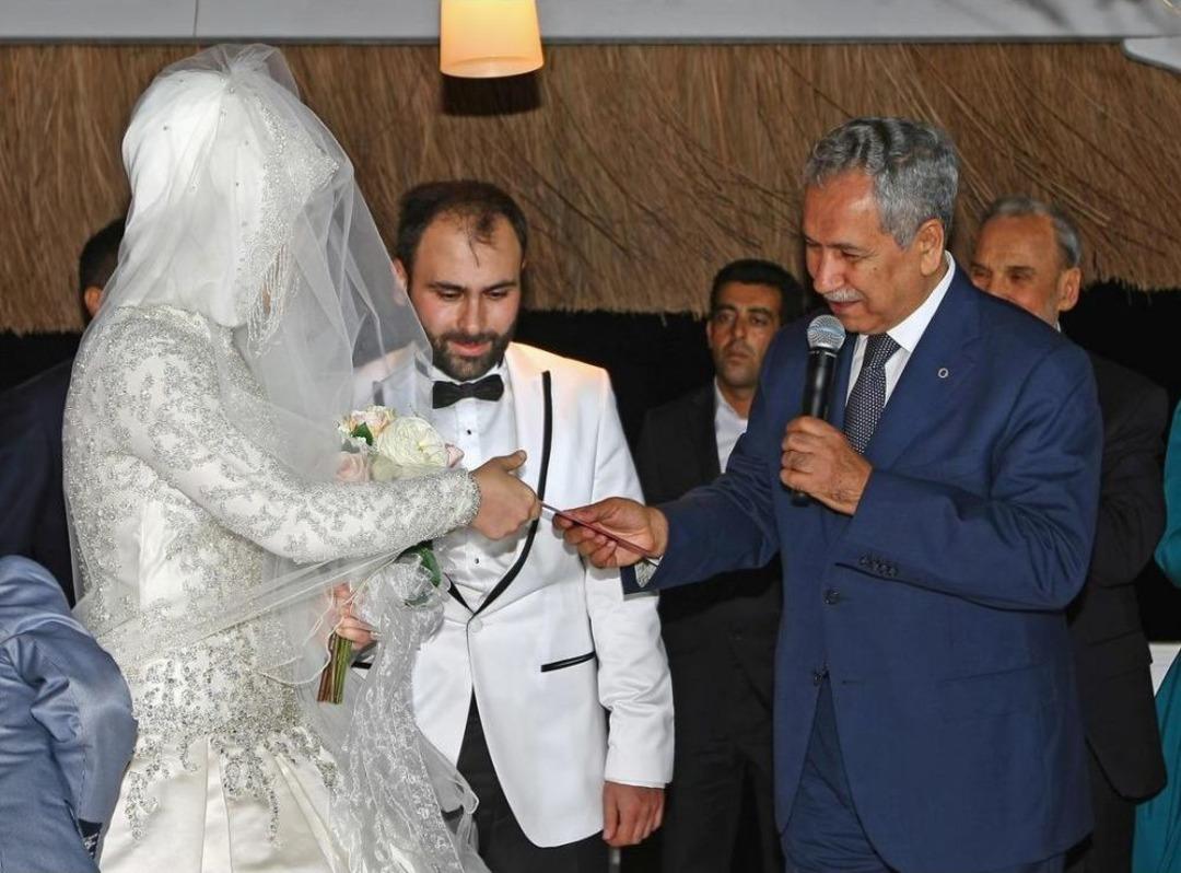Bakanlar Arın&ccedil; Ve Yıldırım Nikah Şahitliği Yaptı