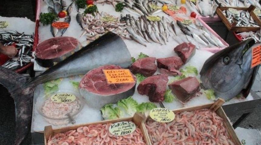 (&ouml;zel Haber) Devasa Orkinoslar G&ouml;renleri Şaşırtıyor