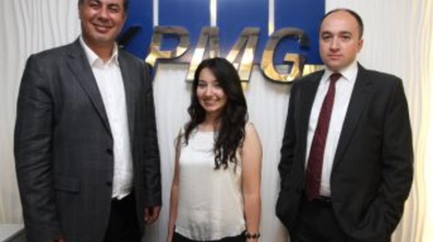 İzmir Ekonomi'nin Birincileri Aynı İşte Buluştu!