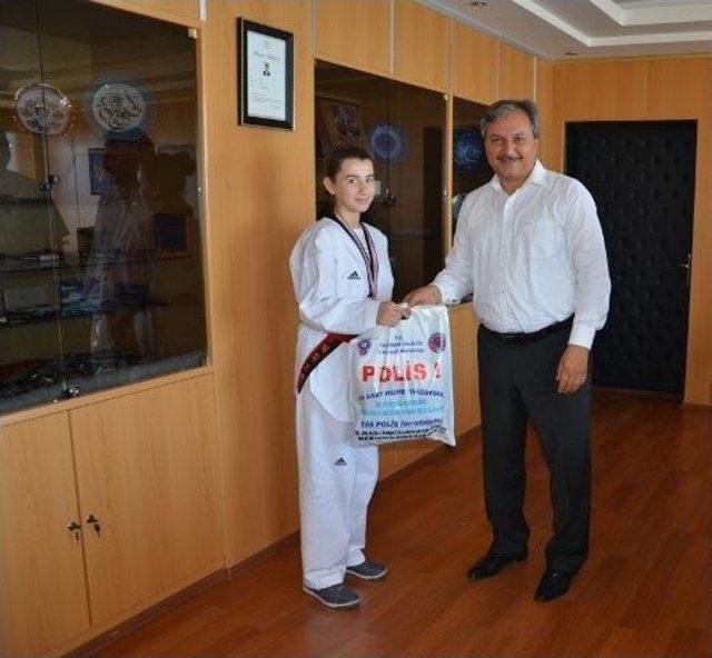 Ermantaş, Taekwondoda Türkiye 2’ncisi Oldu