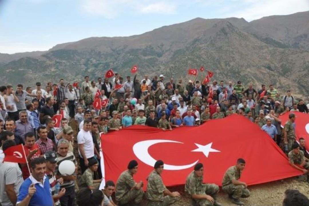 Genelkurmay, Gomane Tepe'ye Y&uuml;r&uuml;y&uuml;ş Fotoğraflarını Paylaştı