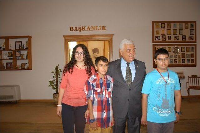 Muğla’daki Başarılı Öğrenciler Ödüllendirildi 1