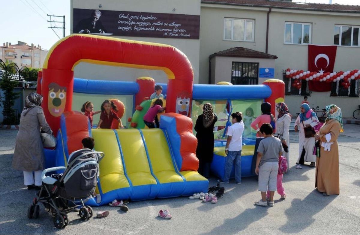 Ders Zili Minik &Ouml;ğrenciler I&ccedil;in &Ccedil;aldı