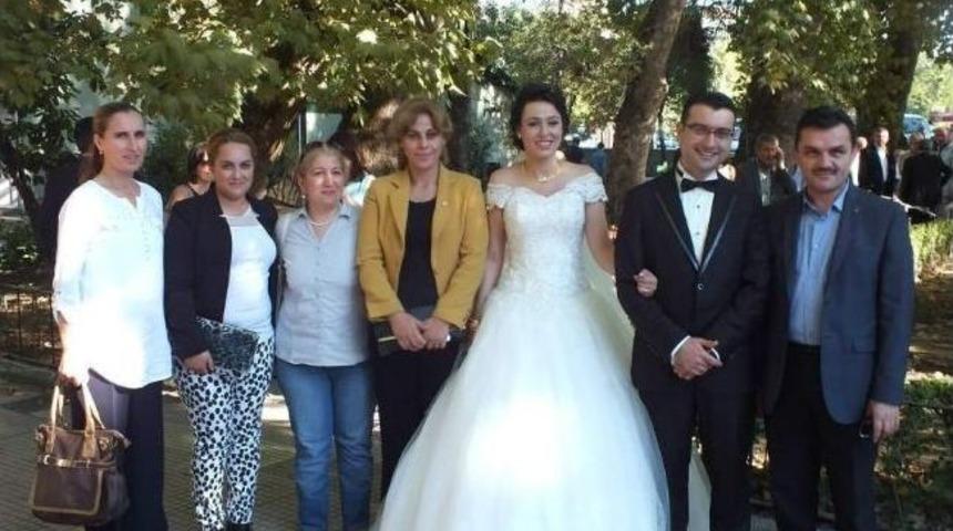 Arslan, Eski Gen&ccedil;ik Kolları Başkanının Nikah T&ouml;renine Katıldı
