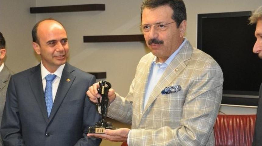 Hisarcıklıoğlu Soma'da M&uuml;jdeler Verdi