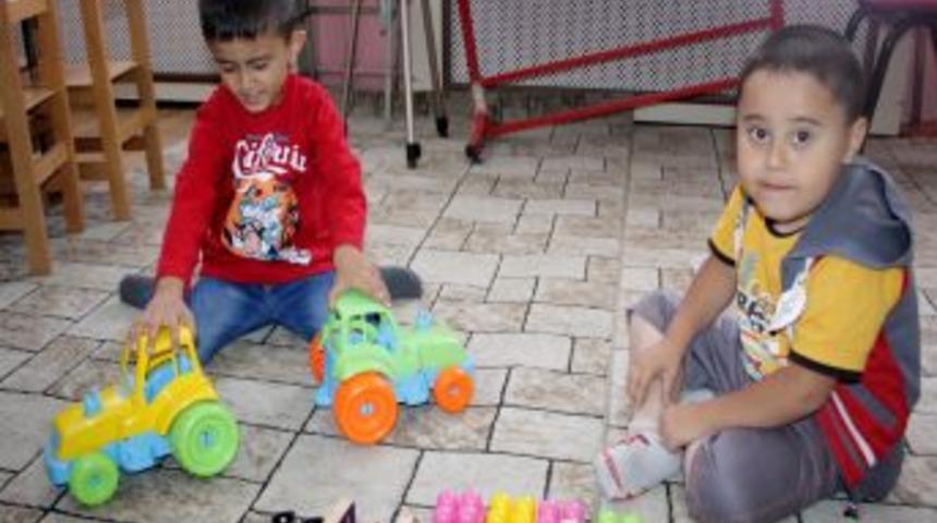 Ders Zili Minikler I&ccedil;in &Ccedil;aldı