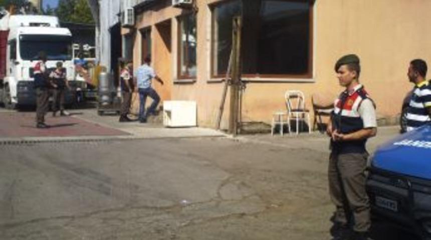 Esnafın Arasına Sivil Olarak Karışan Jandarma Kasa Hırsızını Yakaladı