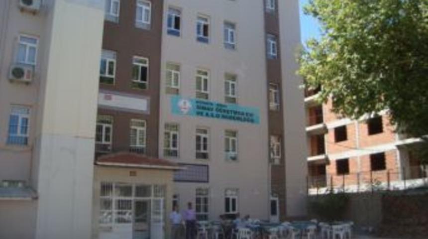 Simav Yeni &Ouml;ğretmenevine Kavuştu