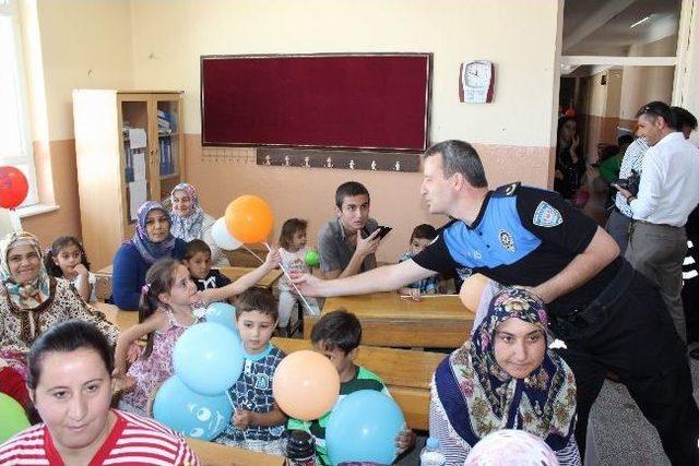 Manisa Emniyeti nden Anasınıfı Öğrencilerine Balon 1