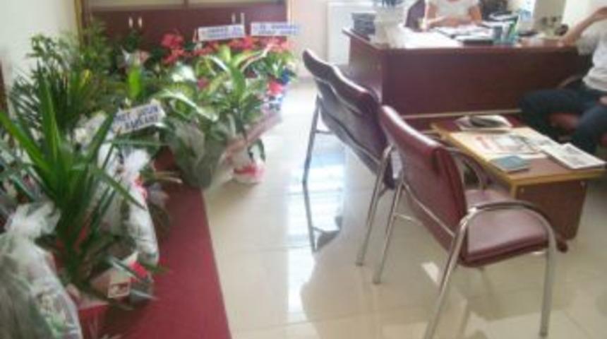 Kaymakamlık &Ccedil;i&ccedil;ek Bah&ccedil;esi Gibi Oldu