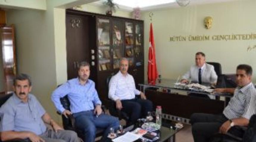 Milletvekili Fırat, Gen&ccedil;lik Hizmetleri Ve Spor İl M&uuml;d&uuml;r&uuml;n&uuml; Ziyaret Etti