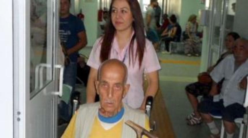 Edremit'te Yaşlı Hastalar Y&ouml;nlendirme Hizmetini &Ccedil;ok Sevdi