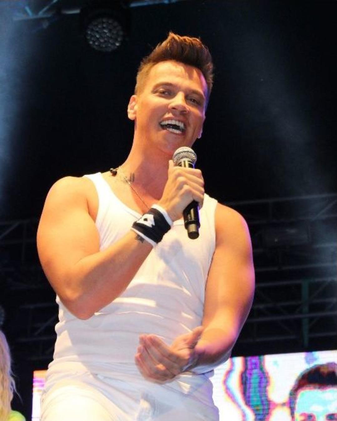 Manisa&rsquo;da Sinan Ak&ccedil;ıl Ve İzel İle Kurtuluş Coşkusu