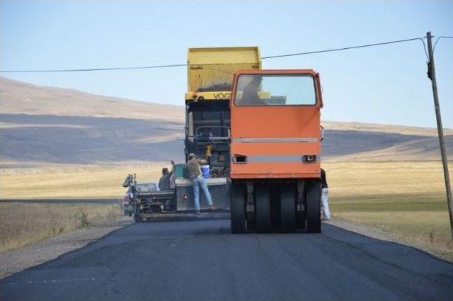 Vali Azizoğlu K&ouml;y Yollarını Denetledi 1