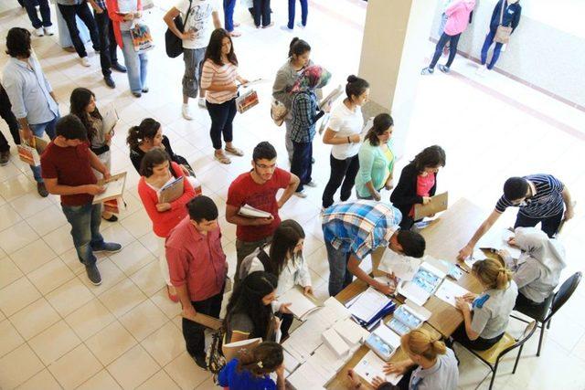 Aksaray &Uuml;niversitesi, &Ouml;ğrencilerin Ilk 5 Tercihi I&ccedil;inde 1
