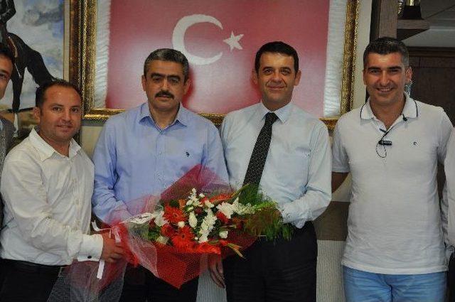 Beşiktaşlılar Derneğinden Başkan Alıcık’a Ziyaret 1