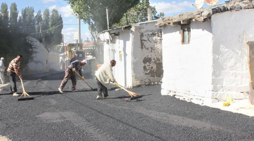 Paland&ouml;ken'de Asfalt &Ccedil;alışması