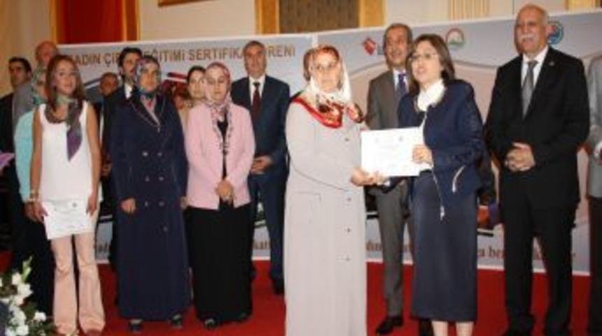 'Yurtdışında T&uuml;rk &Ccedil;ocuklarının Hristiyanlara Verilmemesi I&ccedil;in Talep Artırılacak'