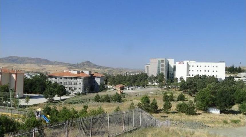 Sungurlu Belediye Başkan Selahaddin Uzunkaya;