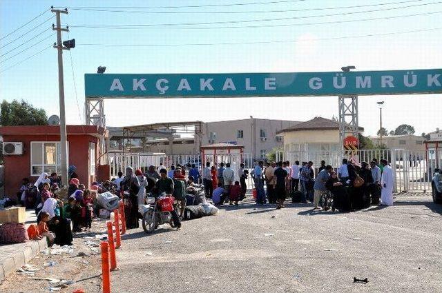 Sınırda Bombalama Sonrası Sınır Kapıları Zorladı 2