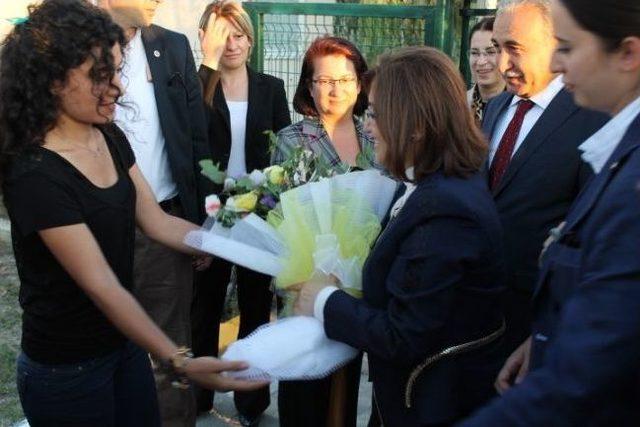 Bakan Şahin, Sevgi Evleri&rsquo;ni Ziyaret Etti 1