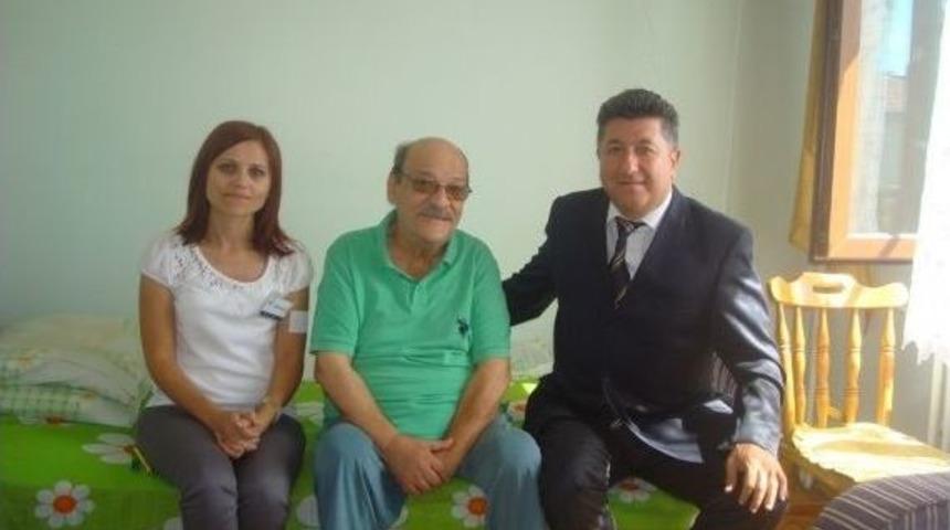 Uzunk&ouml;pr&uuml;'de 'yalnız Değilsiniz Mesajı'