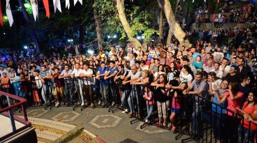 Kemalpaşa'da Kurtuluş Coşkusu