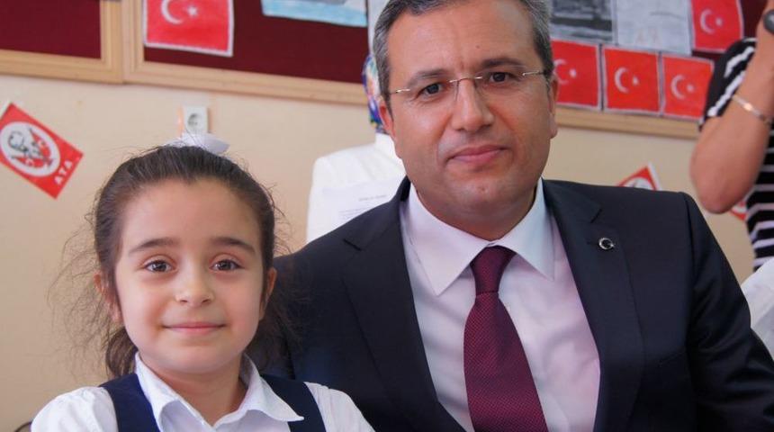 Ekrem Serin: Okulun Ilk G&uuml;nlerinde &Ccedil;ocuklarınızın Yanında Olun