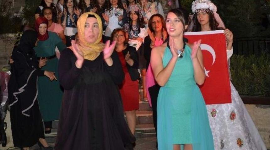 Ge&ccedil;mişin Motifleri Yeniden Canlandı