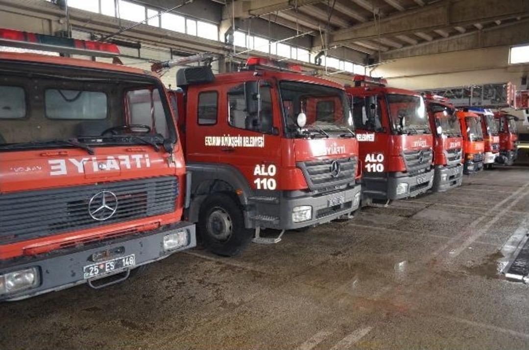Erzurum&rsquo;da 1 Ay&rsquo;da 50 Yangına Başarıyla M&uuml;dahale Edildi
