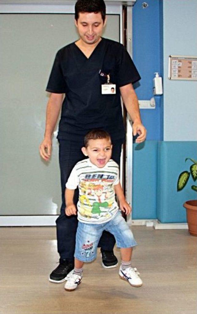 Minik Buğra 3 Yıl Sonra Y&uuml;r&uuml;meye Başladı 1