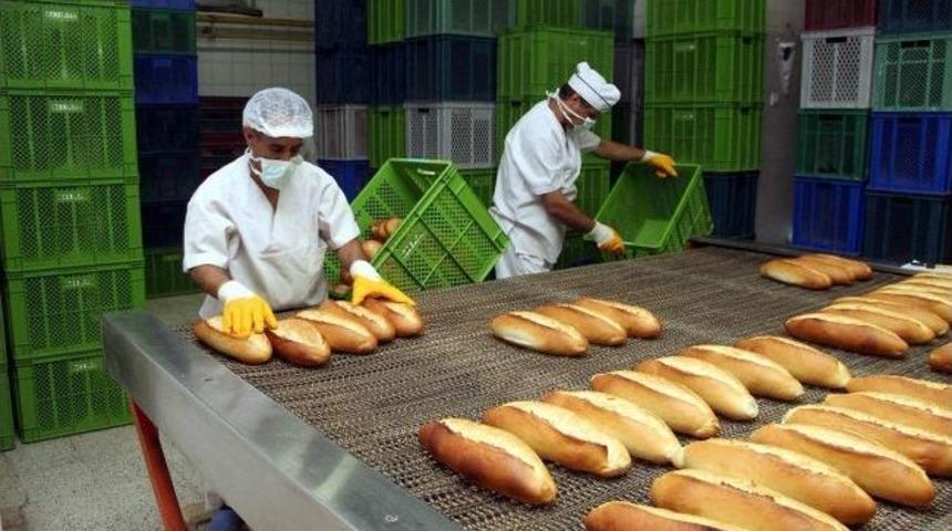 Sivaslı Vatandaşlar Sağlıklı Ve Ekonomik Ekmek T&uuml;ketiyor