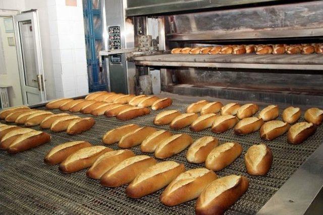 Sivaslı Vatandaşlar Sağlıklı Ve Ekonomik Ekmek T&uuml;ketiyor 1