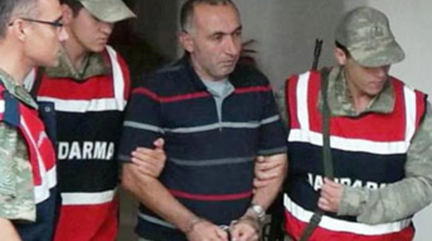 İstanbul'da &ccedil;eki&ccedil;le &ouml;ld&uuml;rd&uuml;, g&ouml;merken yakalandı