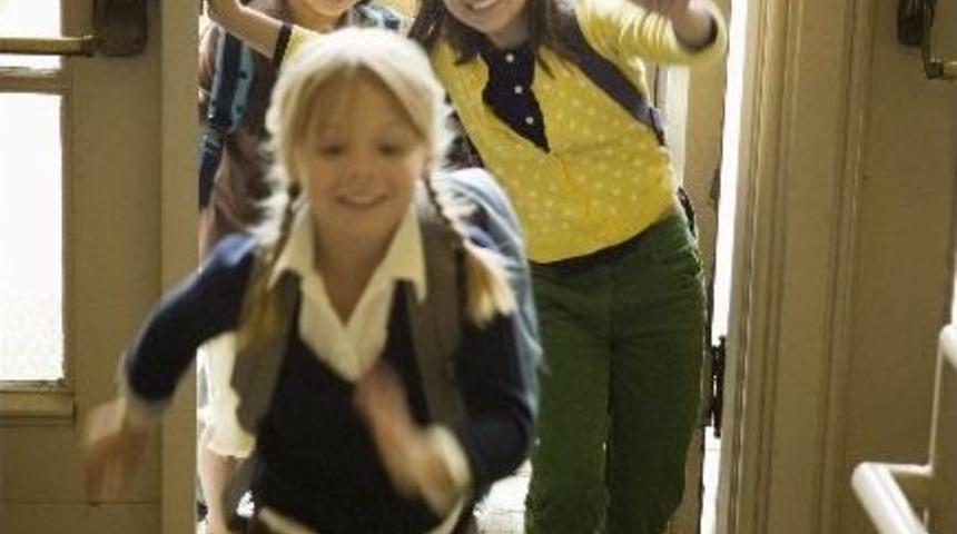 &Ccedil;ocukları Okula Yeni Başlayan Veliler Dikkat!