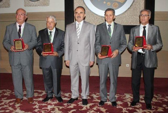 Konya’da Türkiye 10. Tarla Bitkileri Kongresi Başladı 1