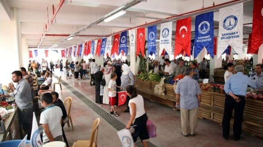 Şahinbey Belediyesi K&ouml;y Pazarına Vatandaşlardan Yoğun İlgi