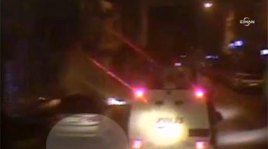 Ahmet Atakan'ın d&uuml;şme anı kameralara yansıdı