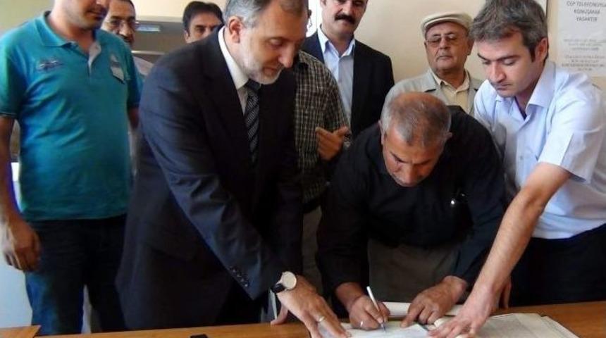 Erciş&rsquo;te Kentsel D&ouml;n&uuml;ş&uuml;m Tapu Devir İşlemleri Başladı