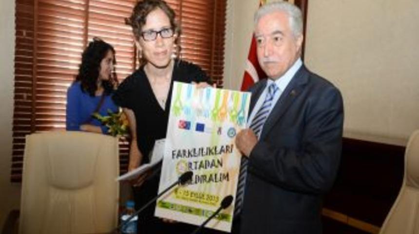 Zihni Aldırmaz Avrupalı &Ouml;ğrencileri Ağırladı