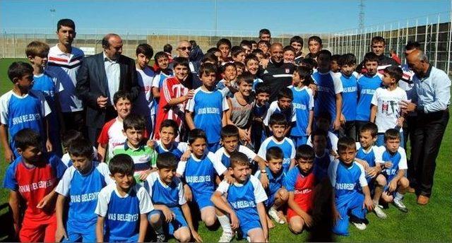 Sivasspor&rsquo;da Eskişehirspor Ma&ccedil;ı Hazırlıkları S&uuml;r&uuml;yor 1