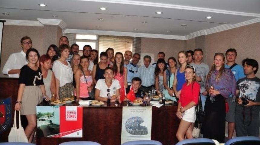 Yabancı &Ouml;ğrencilere Adana'da Trafik Eğitimi